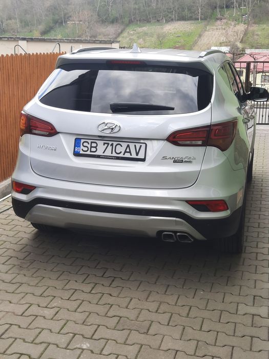 Hyundai    SantaFe