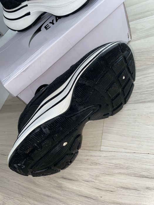 Дамски маратонки