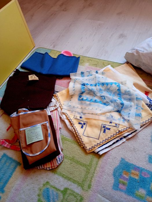 Престилки, карета, шалове