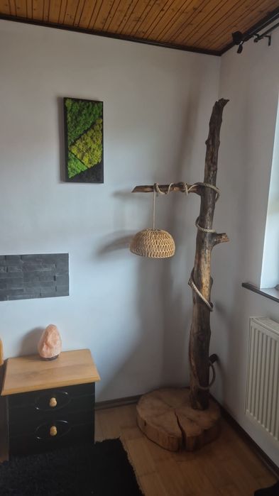 Lampa/lampadar din lemn