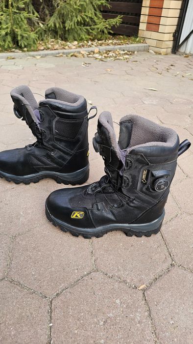 Продам ботинки для снегохода Klim