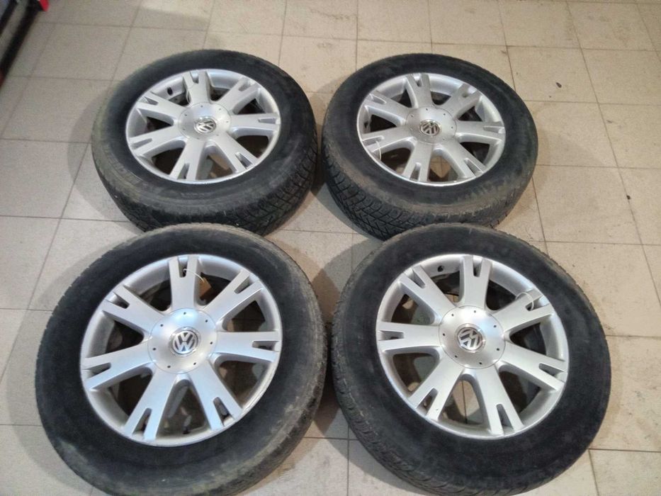 Гуми с джанти 225/55R18 за VW Touareg