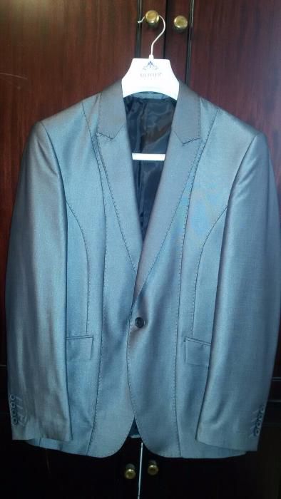 Бален костюм