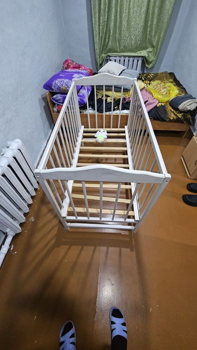 Продам детскую кроватку
