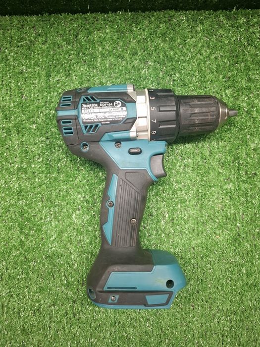 Безчетков винтоверт на Makita DDF484