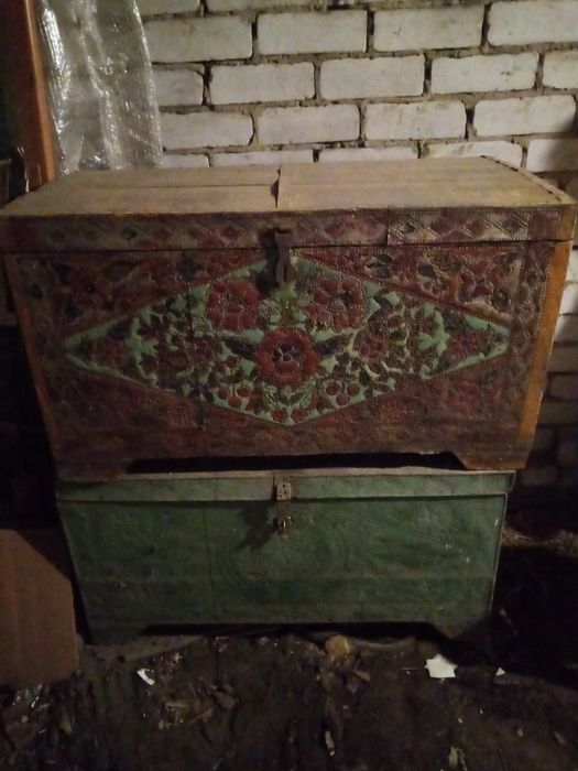 Продам два сундука