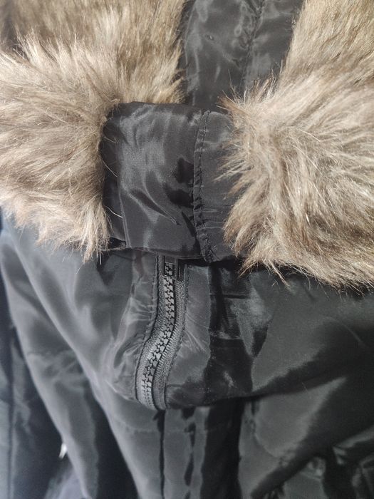 Geacă de damă cu glugă