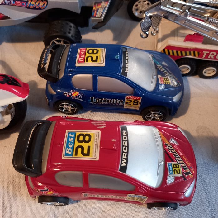 Машинки детские игрушки