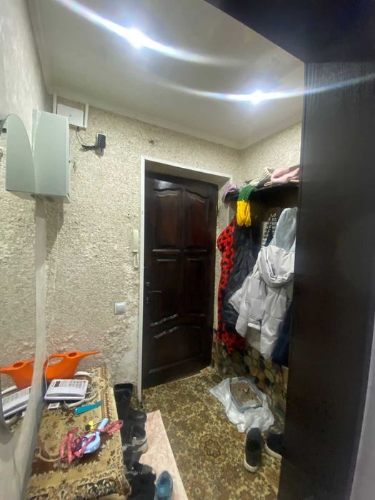 Продается 2 комн квартира Саина,6