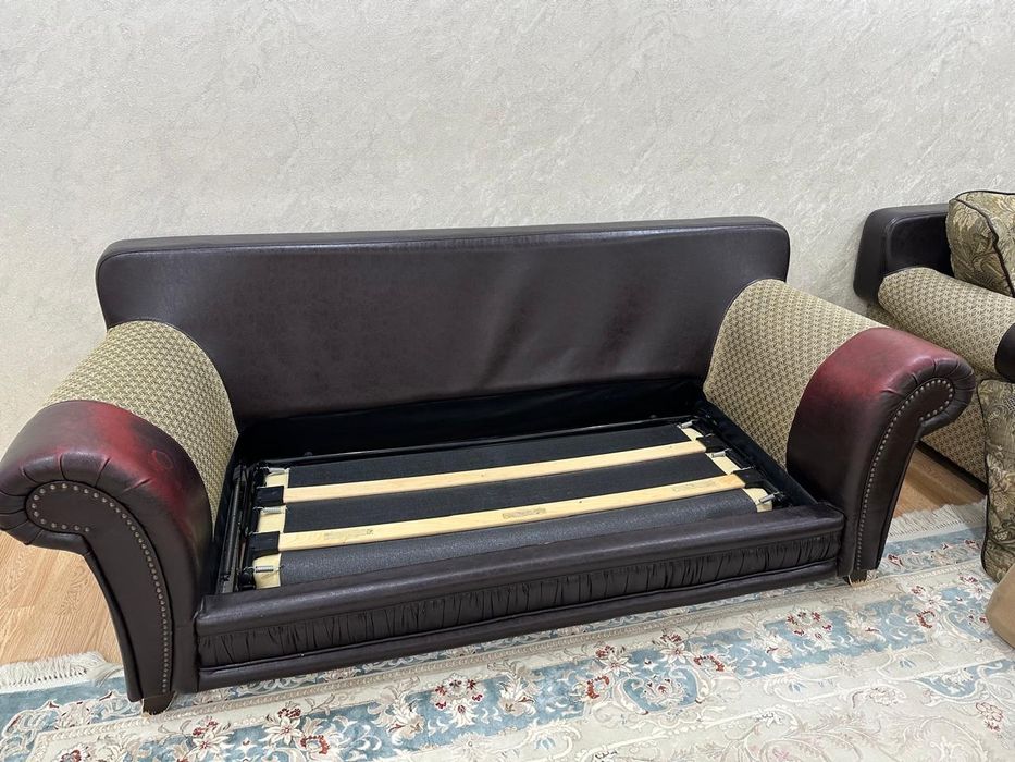 Диван в хорошем состоянии