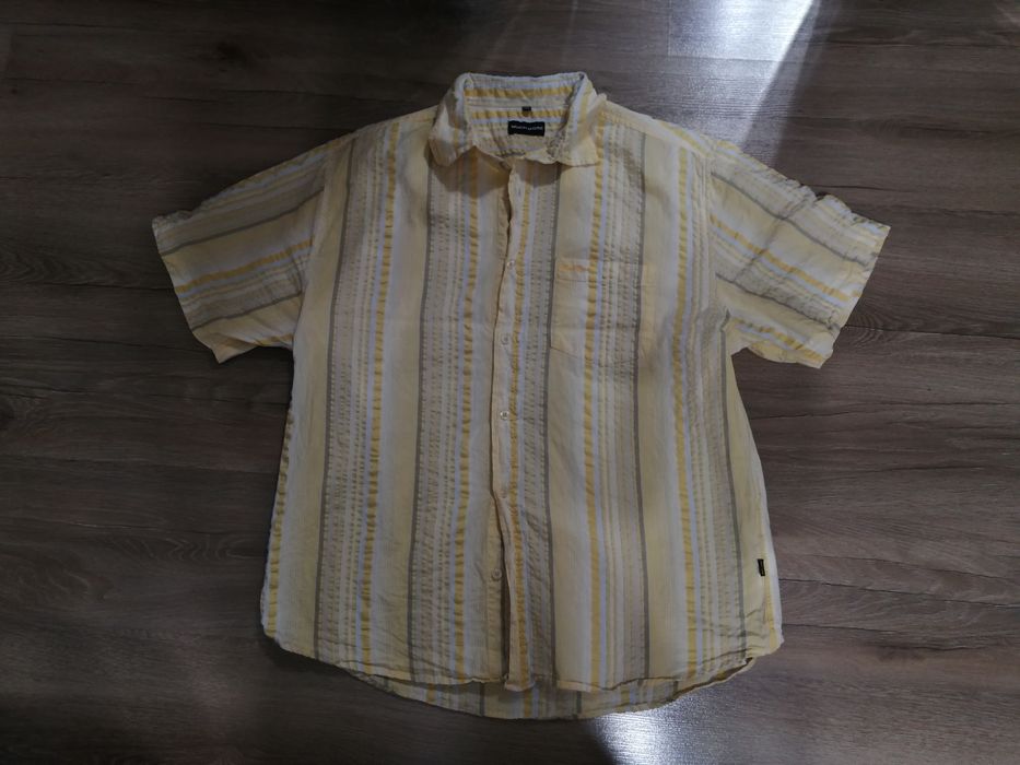 Мужская фирменная рубашка