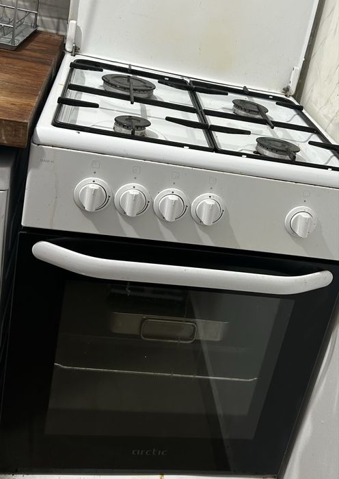 Aragaz folosit , merge bine nu are defecte vreau sa l schimb