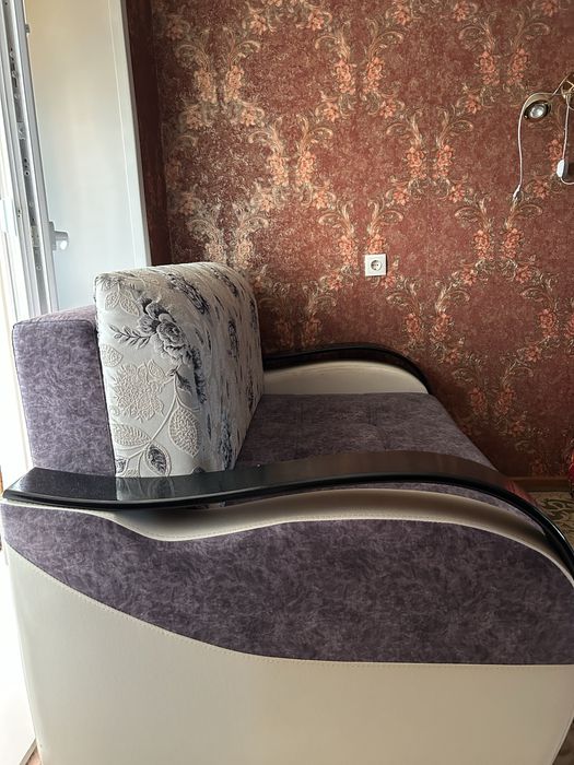 Диван одноместный