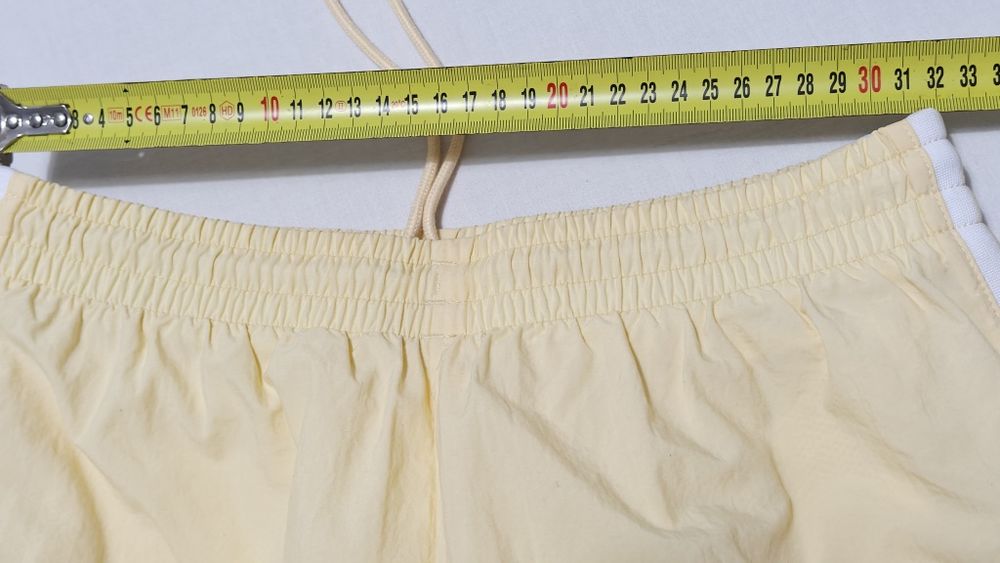 Pantaloni pentru femei Adidas Originals S/M