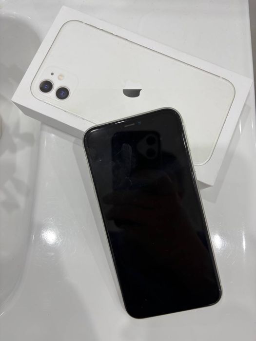 Iphone 11, с грантией