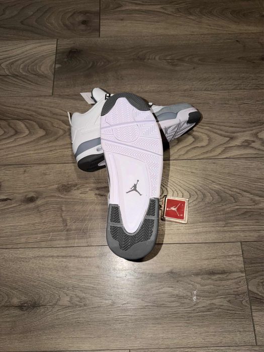 Jordan 4 Lichidare stoc