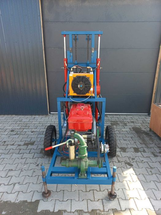 Masina de foraj Diesel 28cp NOUA 100m prajina 5 sape sol / piatra