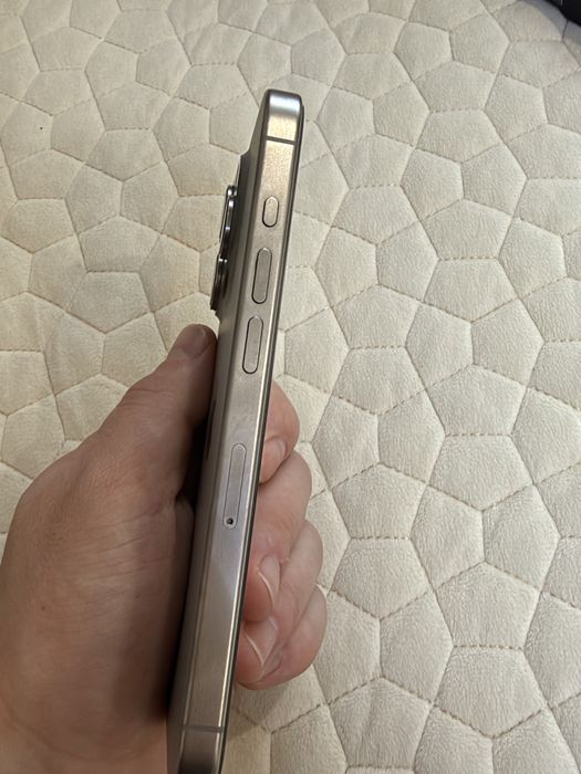 IPhone 15 pro 128gb
