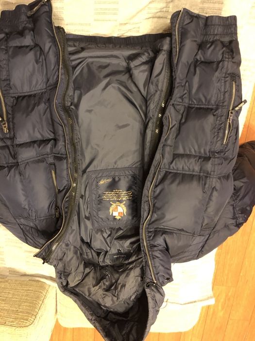 Vand 2geci marca Tommy Hilfiger, originale 100%.