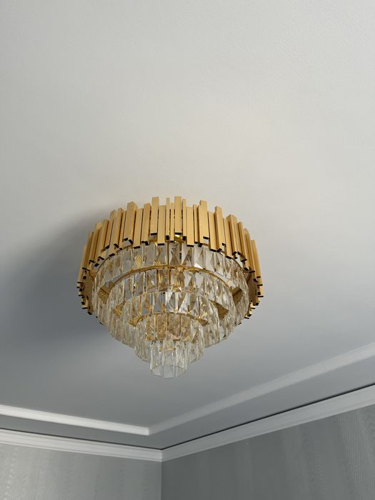 Люстра, светильник