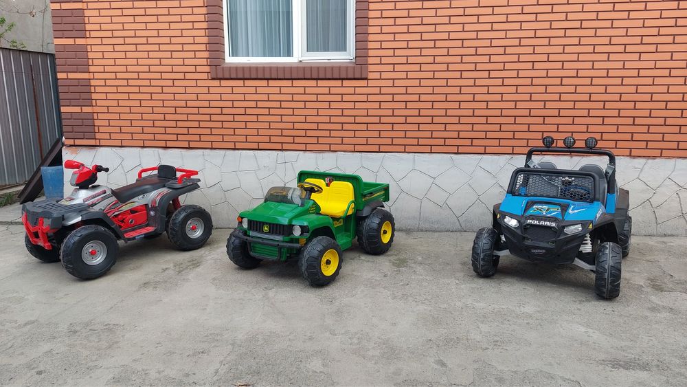 Продам детские машинки