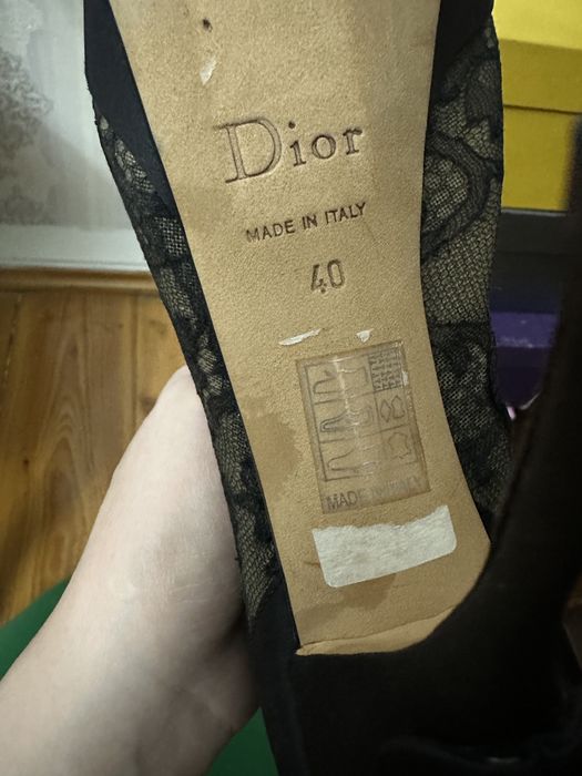 Продаются оригинал Dior туфли , 40 размера