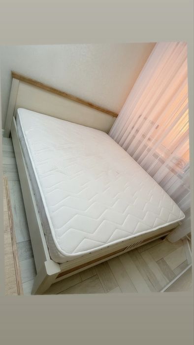 Продам кровать двуспальная