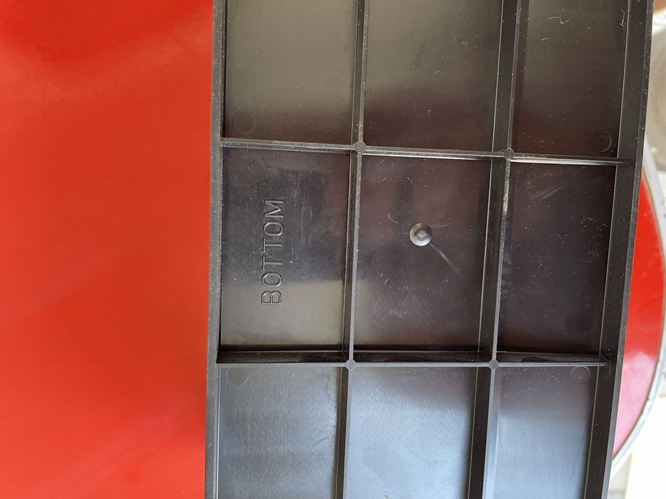 Продам кассетник для сd дисков “HAMA”