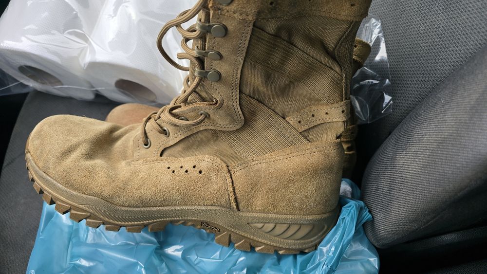 Bocanci militari Usa .