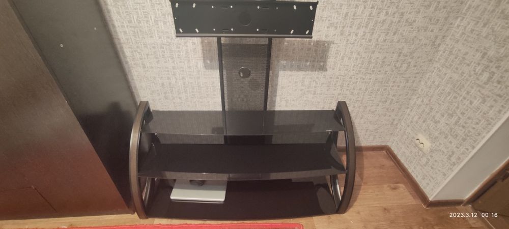 Продам подставку под телевизор