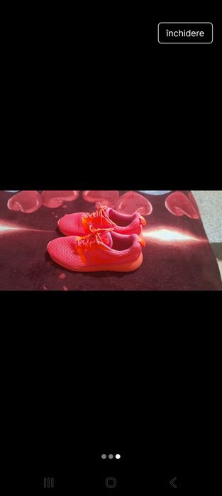 Vând urgent adidași Nike