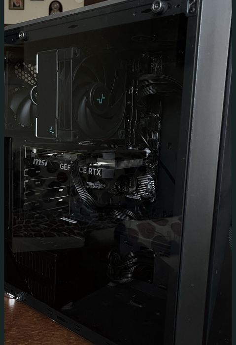 Пълен Gaming Setup