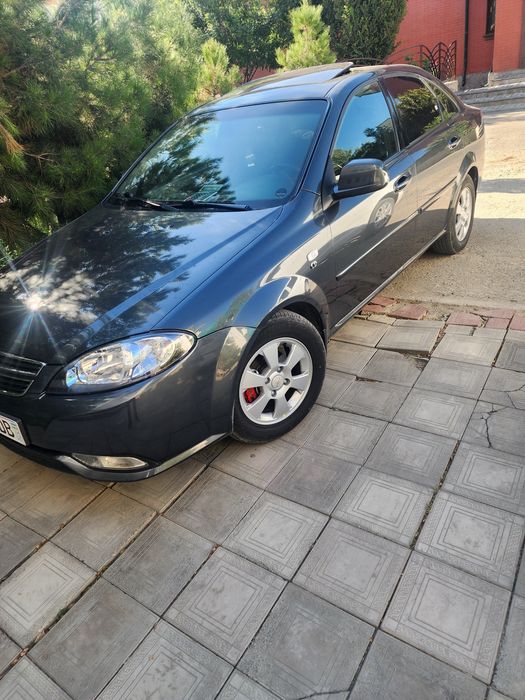 Jentra 3 pozitsiya avtomat sotiladi