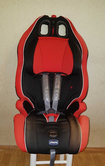 Автокресло детское Chicco от 9 до 36 кг