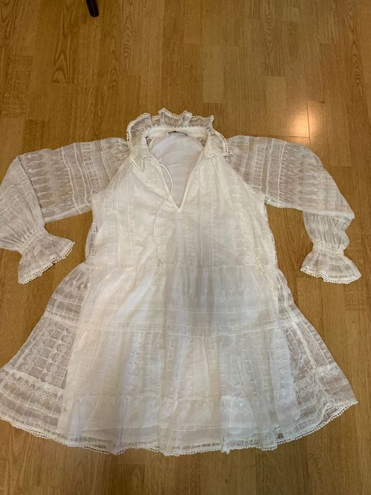 Дантелена рокля Zara