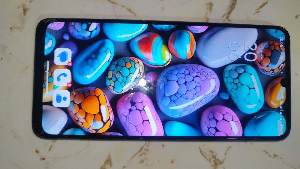 Продам  realme notе50