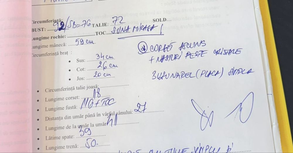 Rochie Mireasa stare impecabila cu voal, crinolina, coronita