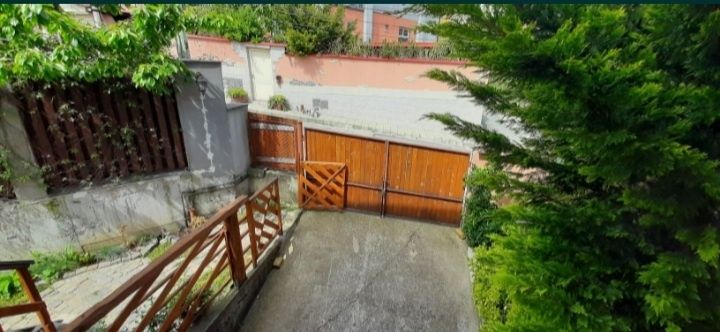 Дава се под наем Тристаен апартамент в София, Симеоново - 100 кв.м за 612 € - Снимка #4