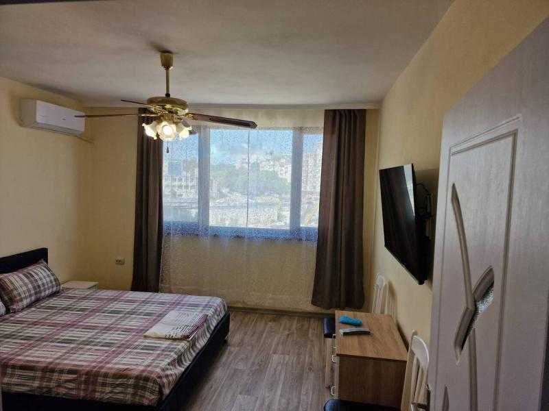 Дава се под наем Двустаен апартамент в Бургас, Зорница - 50 кв.м за 351.9 € - Снимка #4