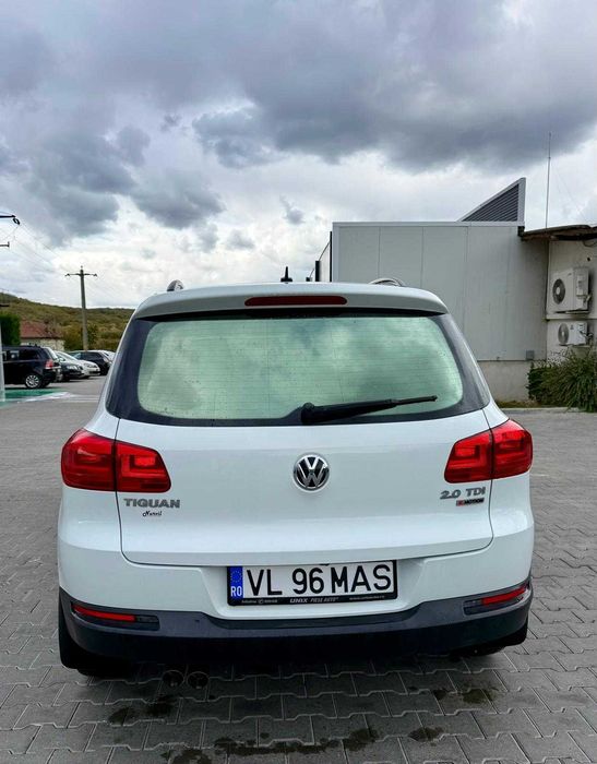VOLKSWAGEN Tiguan 2015 — imagine 3