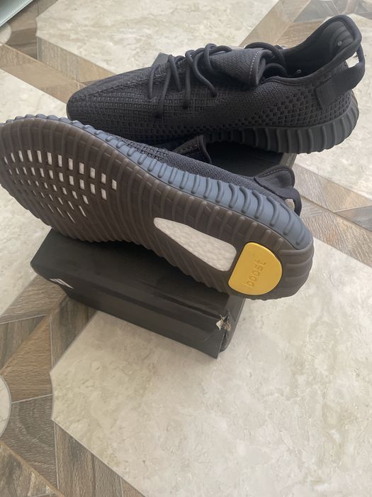 Yeezy 350 marimea 45 1/3