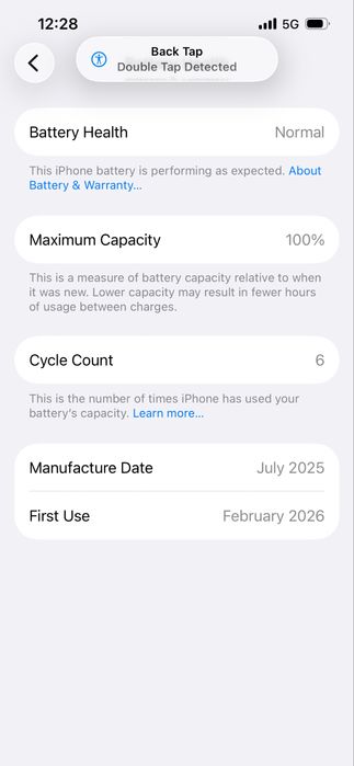 iPhone 16e – като нов, в гаранция, само 6 цикъла на батерията!