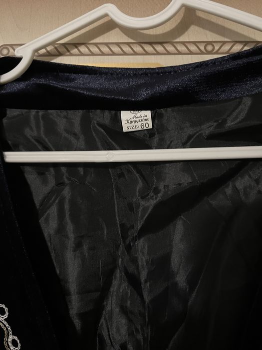 Продам новый камзол женский