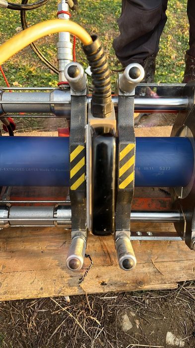 Execut Sudură cap la cap țevi PEHD  irigații, apă, gaz electrofuziune