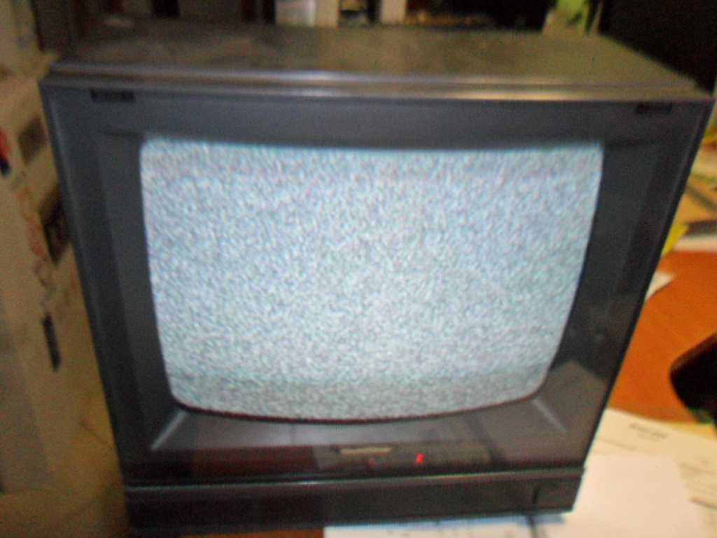 Телевизор Голдстар 14" гр. Варна Център • OLX.bg