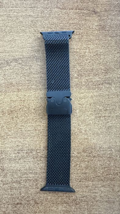 Оригинални каишки за Apple Watch 49/46/45 мм