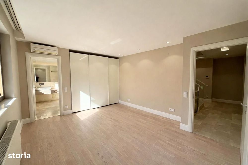 Vila duplex premium cu piscină | Oxford Gardens – Pipera | Lângă pădur