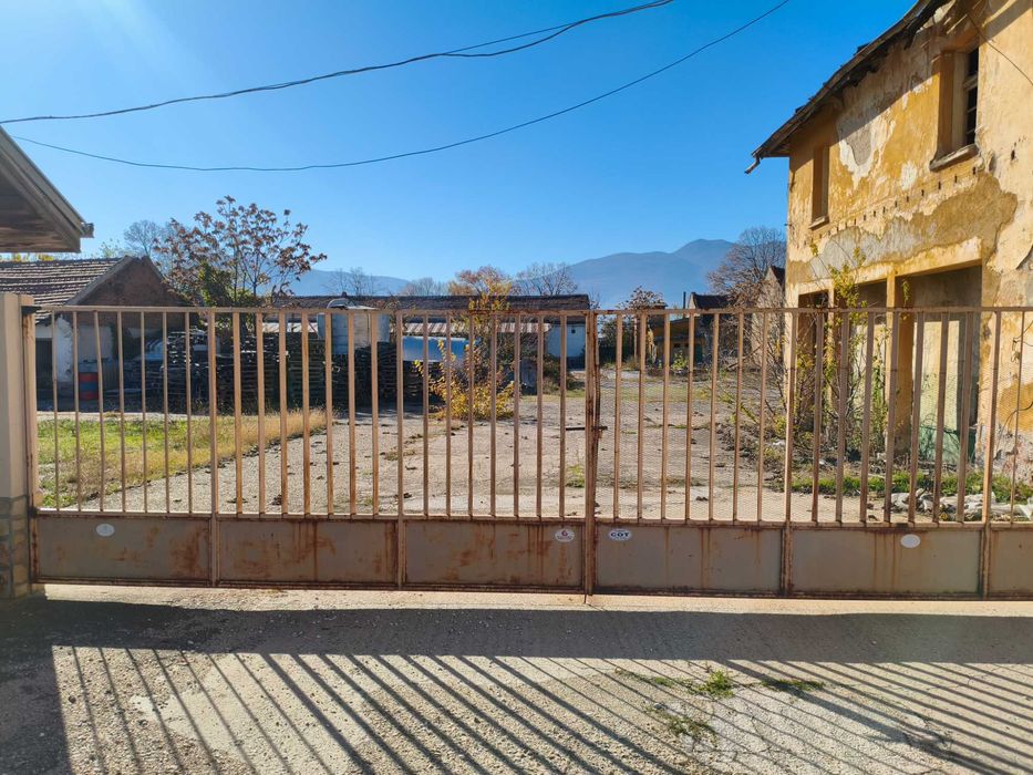 Дава се под наем Промишлена сграда в Септември - 5800 кв.м за 3300 € - Снимка #15