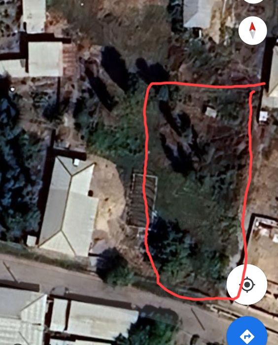 Bo'sh yer sotiladi 6-8 sotix. Sotigi 3500$ dan.