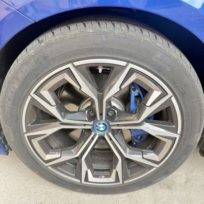Bmw diska balon sotiladi